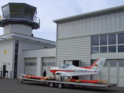  &quot;Graupner in Groß&quot; oder Flugzeugbau im Maßstab 1:1